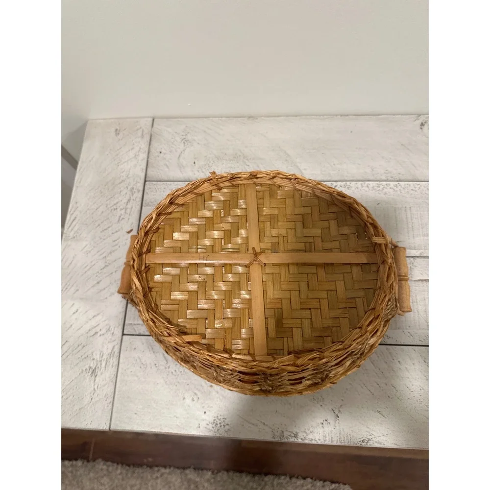 Vintage Oval Wicker Basket with Wood Handles Natural Woven Bread Fruit Tray